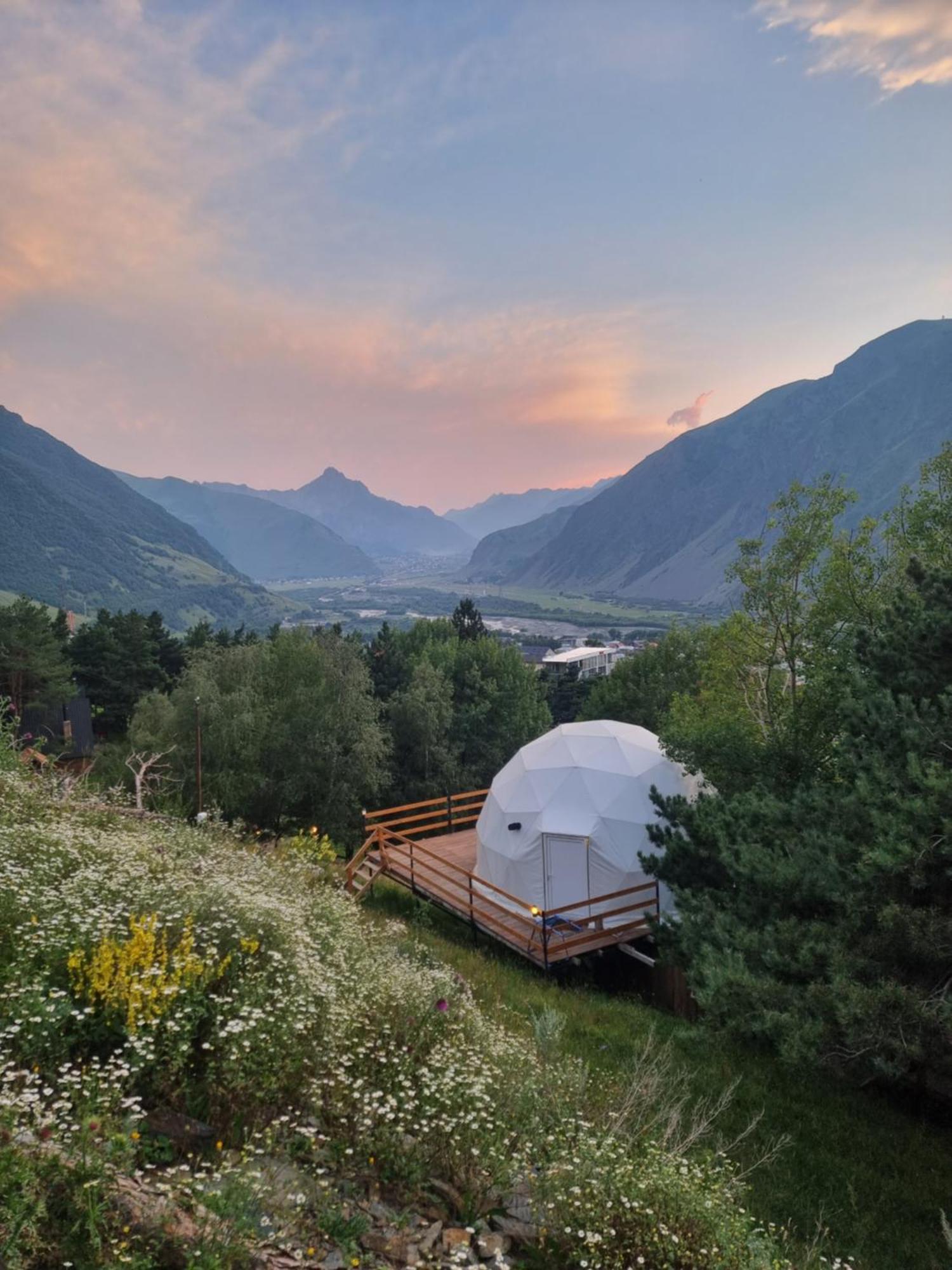 Elia Glamping Ξενοδοχείο Kazbegi Εξωτερικό φωτογραφία